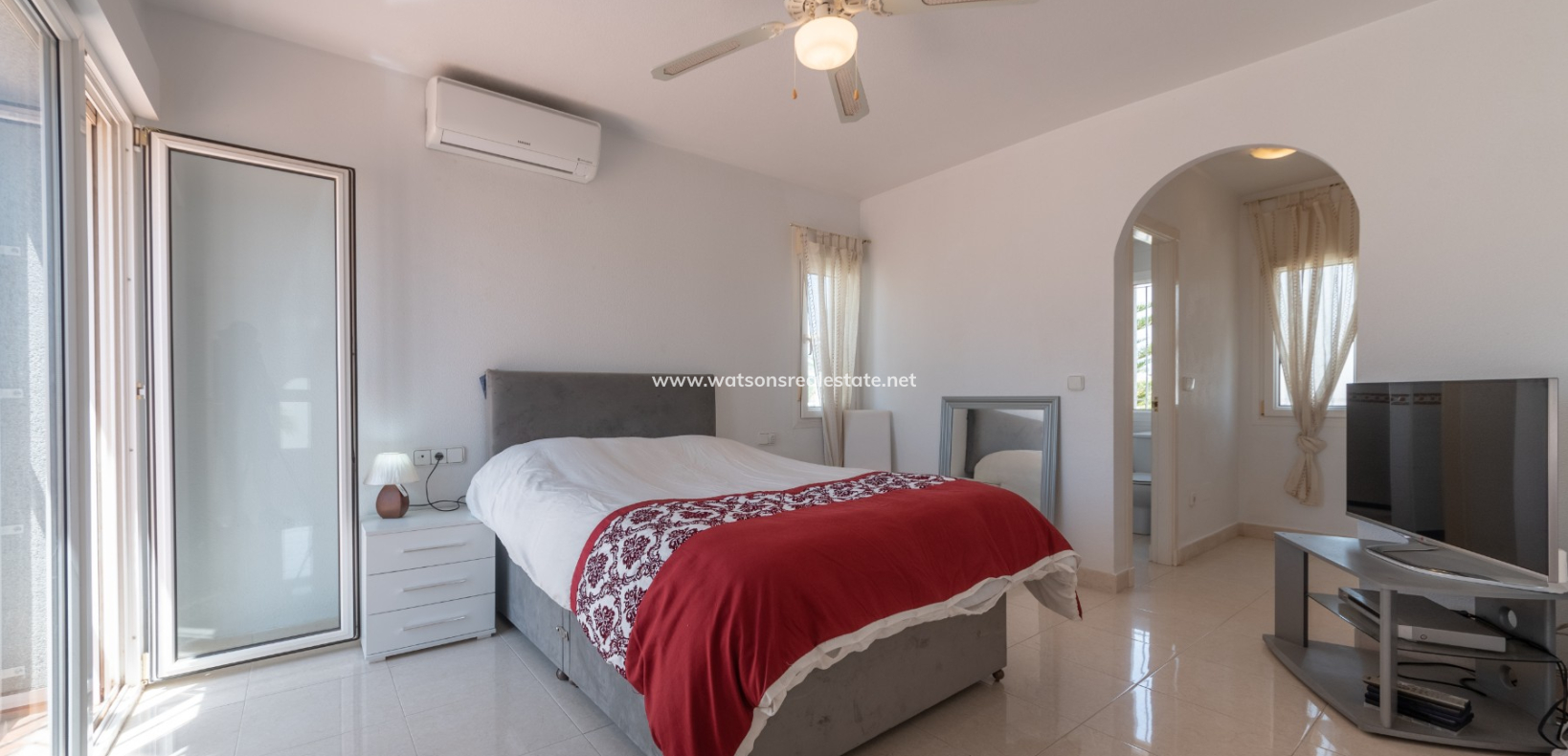 Revente - Maison Individuelle - Urb. La Marina