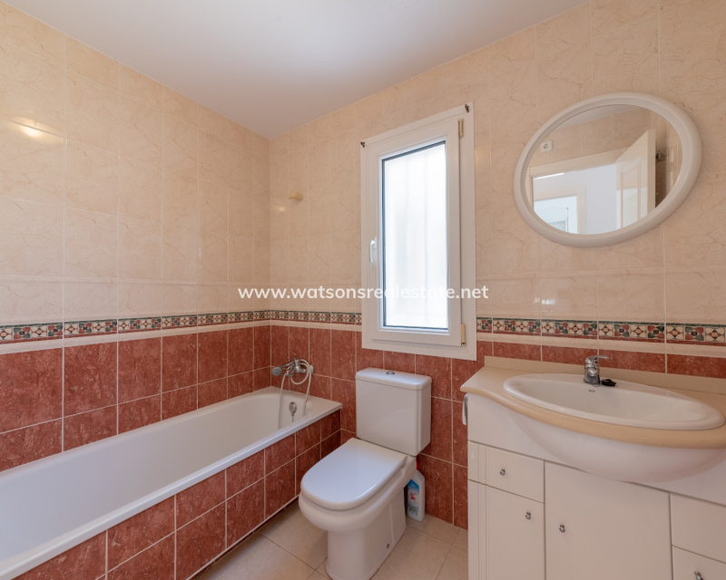 Revente - Maison Individuelle - Urb. La Marina