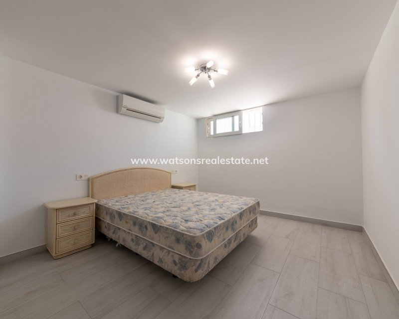 Revente - Maison Individuelle - Urb. La Marina