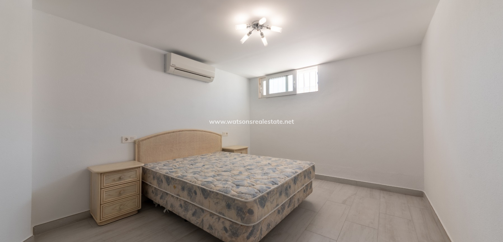 Revente - Maison Individuelle - Urb. La Marina