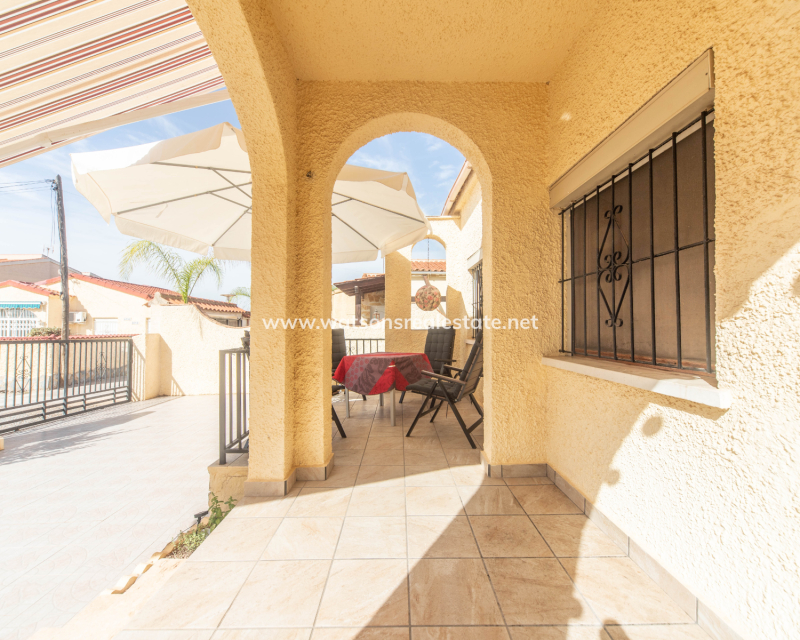 Revente - Maison Individuelle - Urb. La Marina