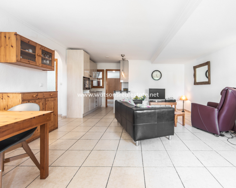 Revente - Maison Individuelle - Urb. La Marina