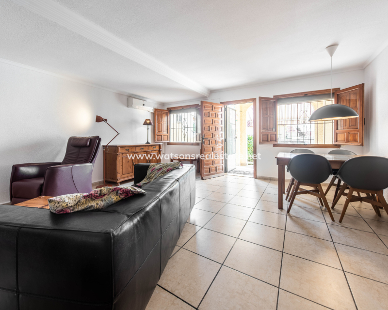 Revente - Maison Individuelle - Urb. La Marina
