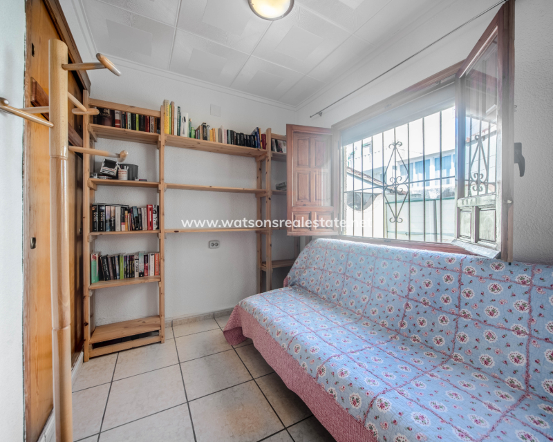 Revente - Maison Individuelle - Urb. La Marina