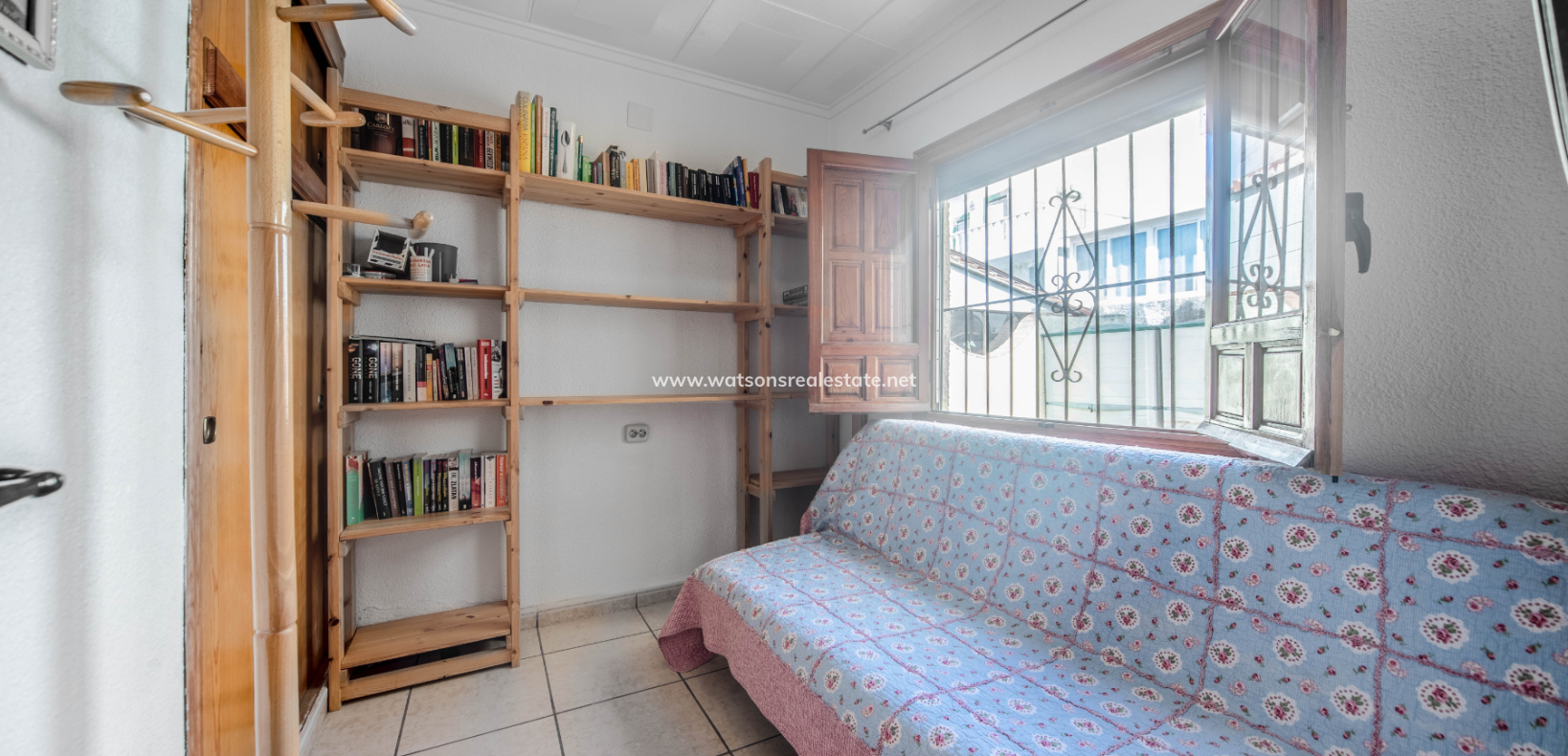 Revente - Maison Individuelle - Urb. La Marina
