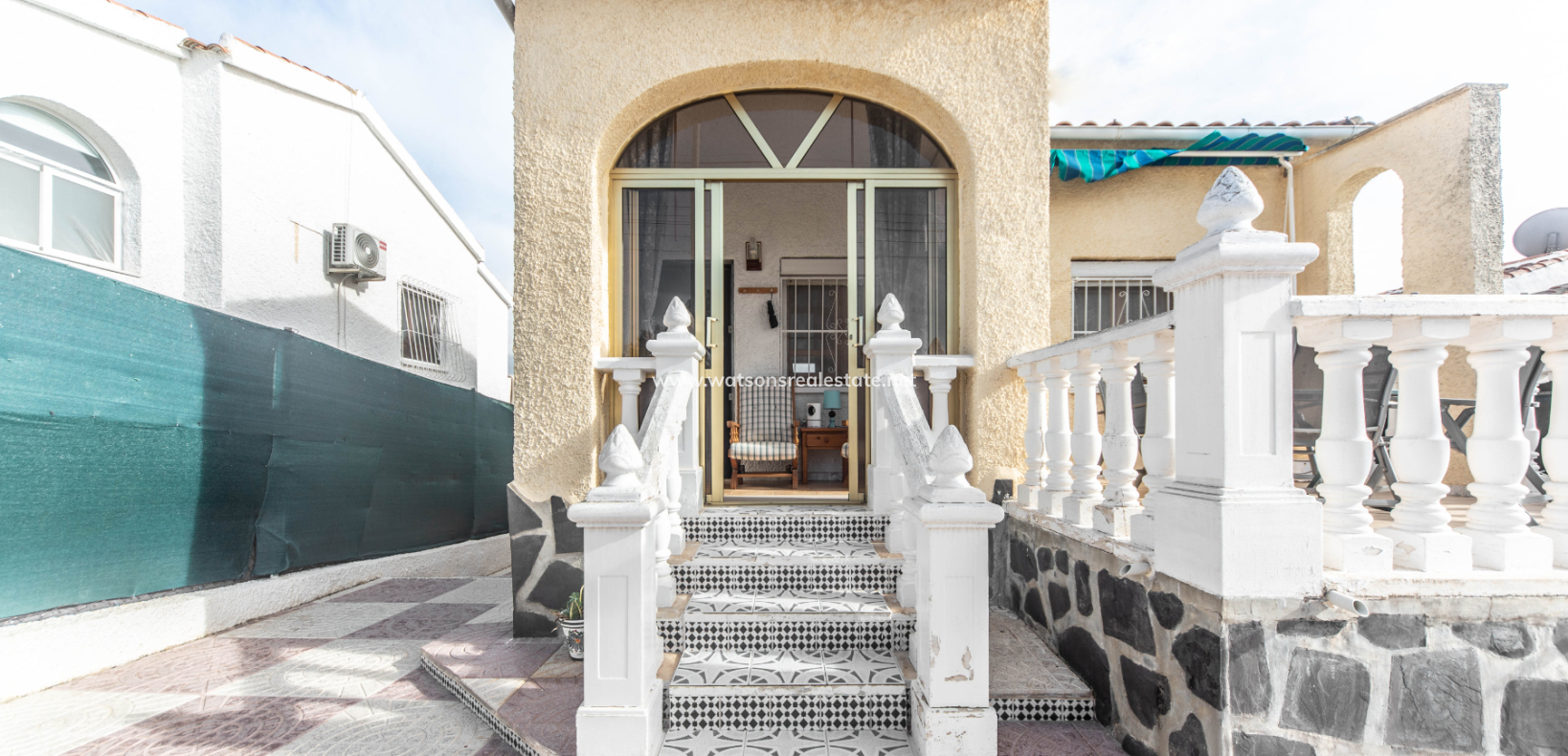 Revente - Maison Individuelle - Urb. La Marina
