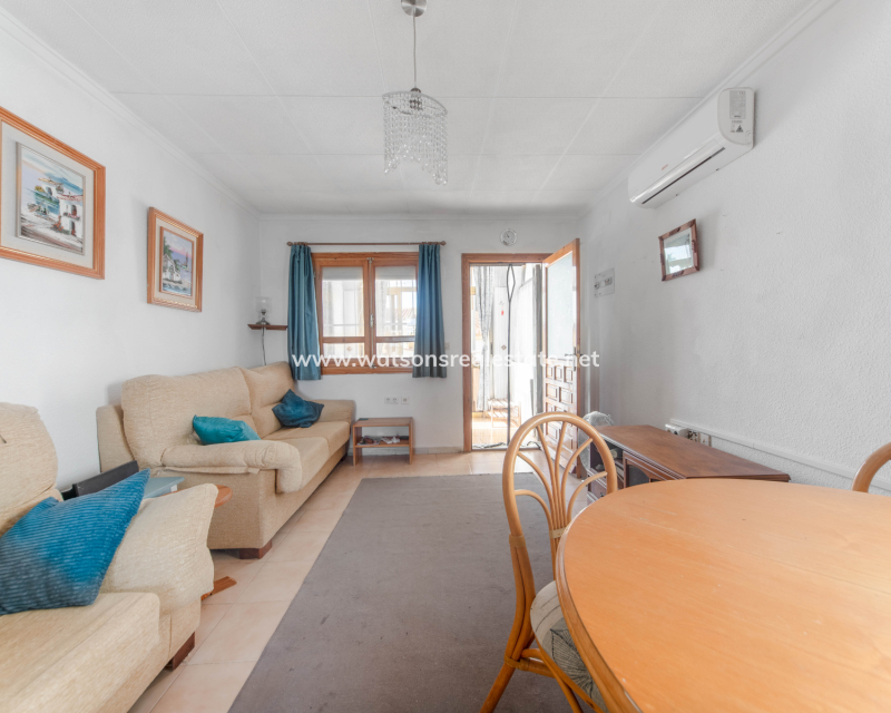 Revente - Maison Individuelle - Urb. La Marina