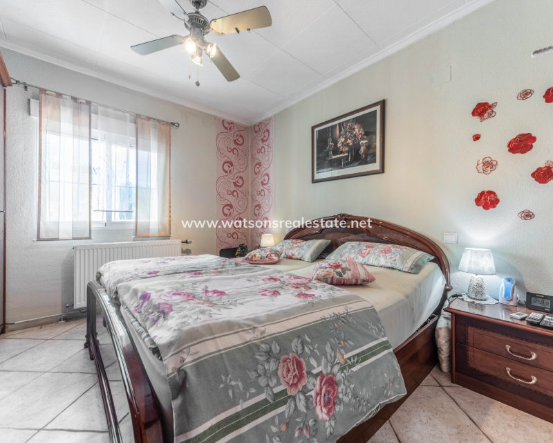Revente - Maison Individuelle - Urb. La Marina