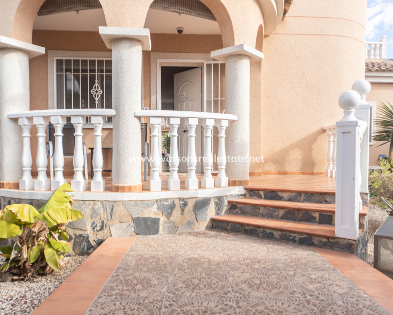 Revente - Maison Individuelle - Urb. La Marina