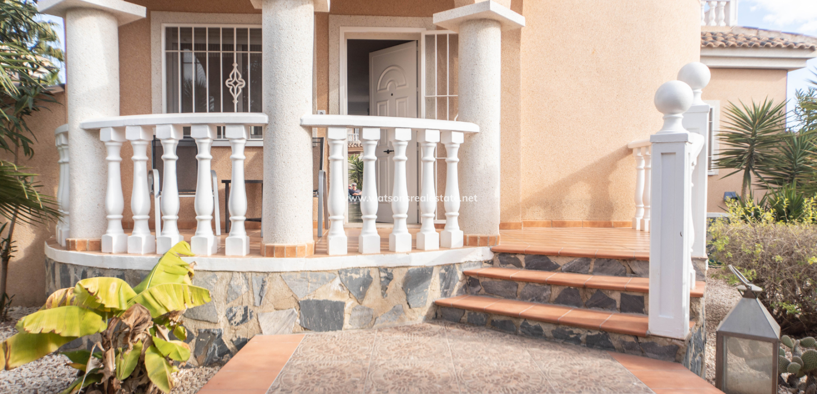 Revente - Maison Individuelle - Urb. La Marina