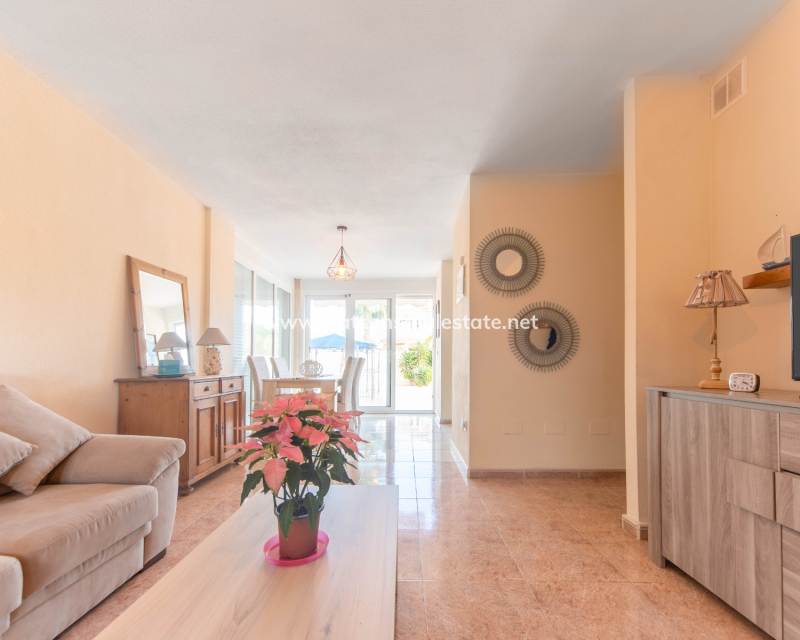 Revente - Maison Individuelle - Urb. La Marina