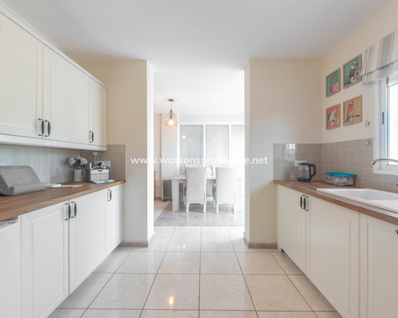 Revente - Maison Individuelle - Urb. La Marina