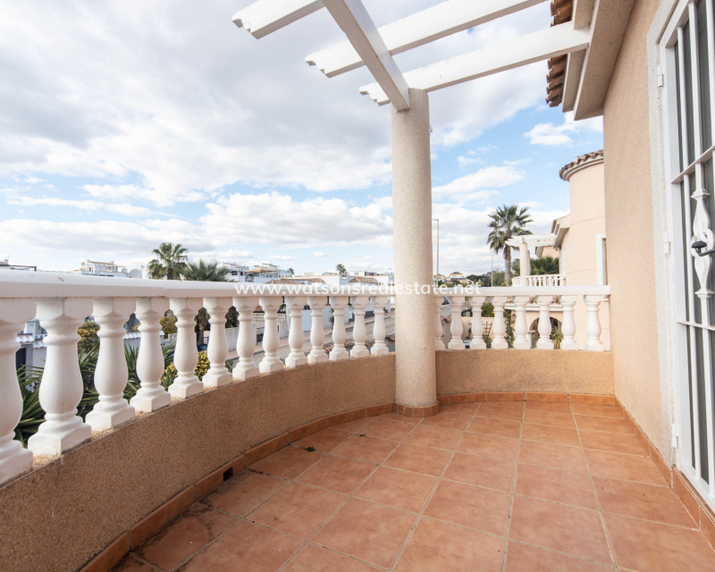 Revente - Maison Individuelle - Urb. La Marina