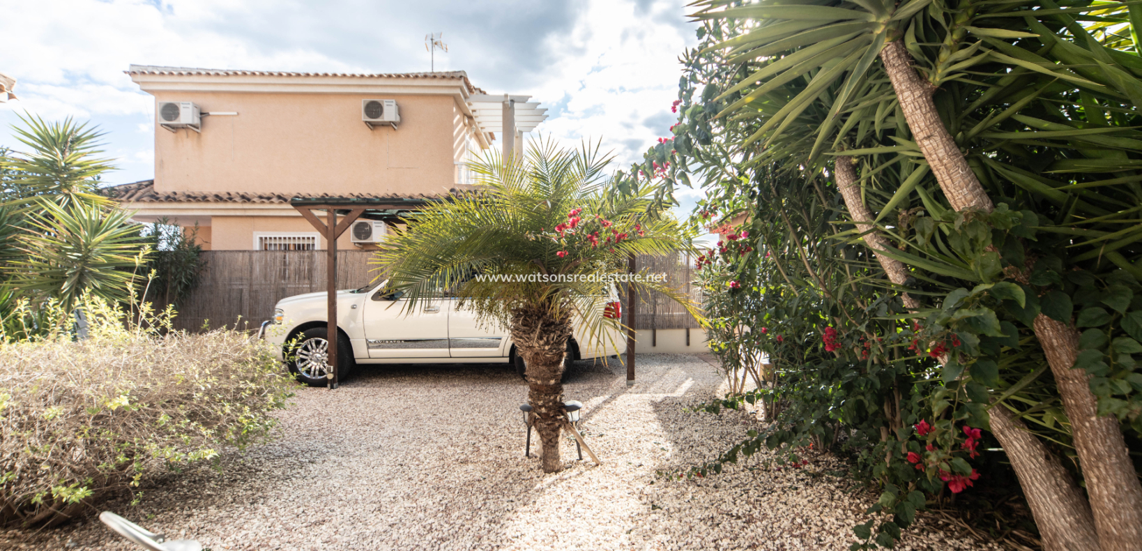 Revente - Maison Individuelle - Urb. La Marina
