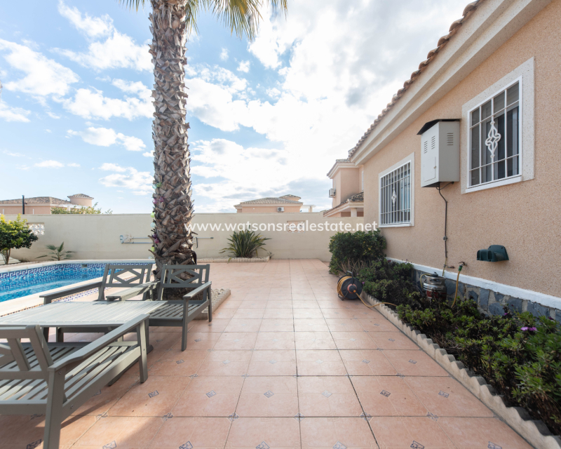 Revente - Maison Individuelle - Urb. La Marina