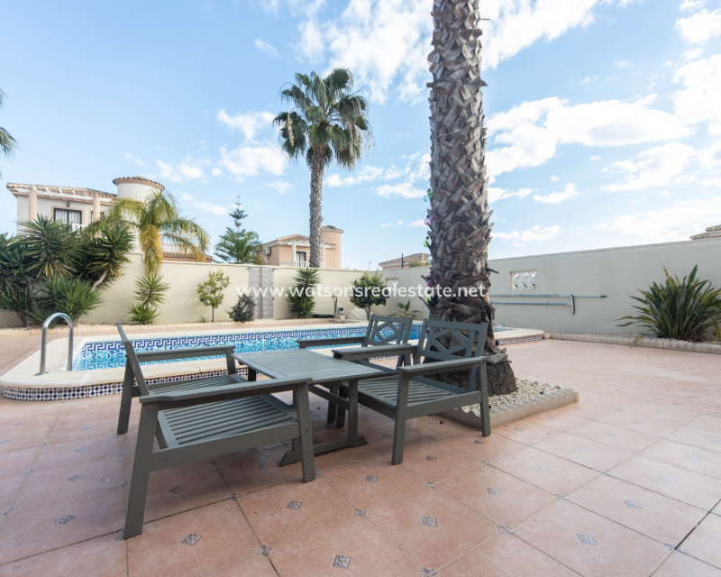 Revente - Maison Individuelle - Urb. La Marina