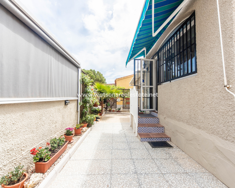 Revente - Maison Individuelle - Urb. La Marina