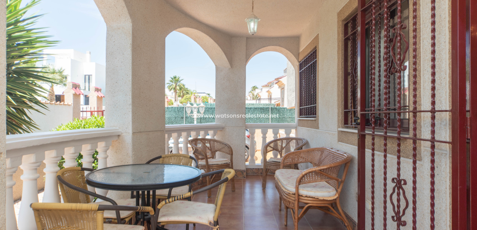 Revente - Maison Individuelle - Urb. La Marina