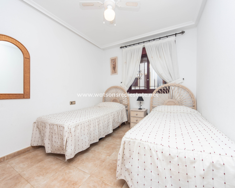 Revente - Maison Individuelle - Urb. La Marina