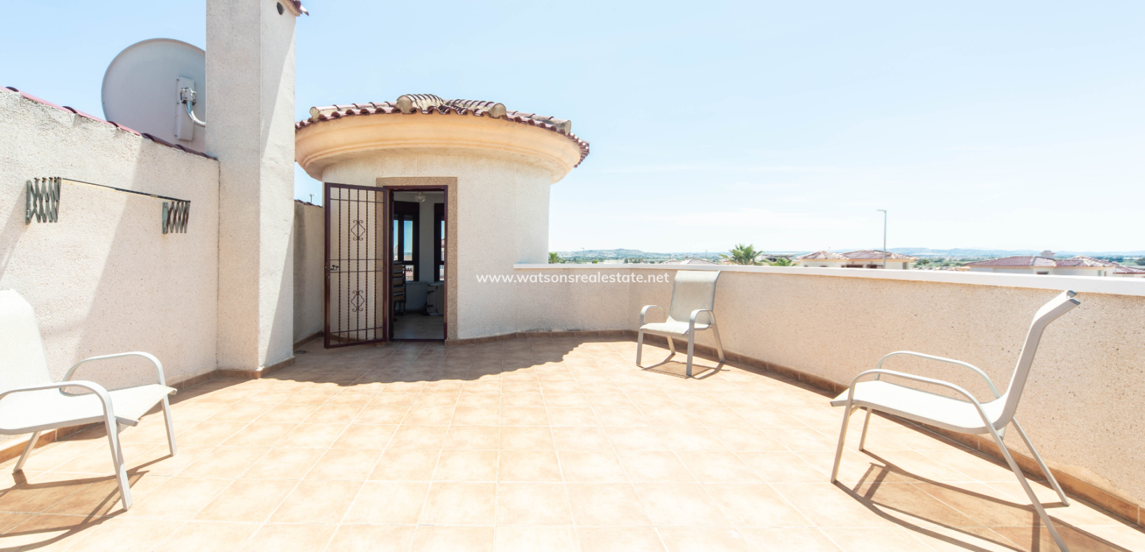 Revente - Maison Individuelle - Urb. La Marina