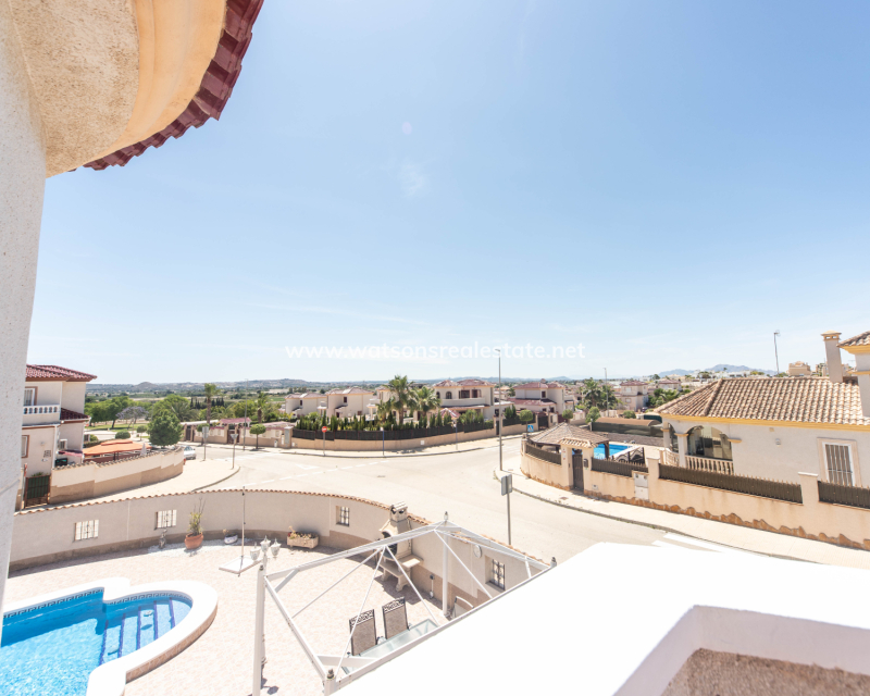Revente - Maison Individuelle - Urb. La Marina