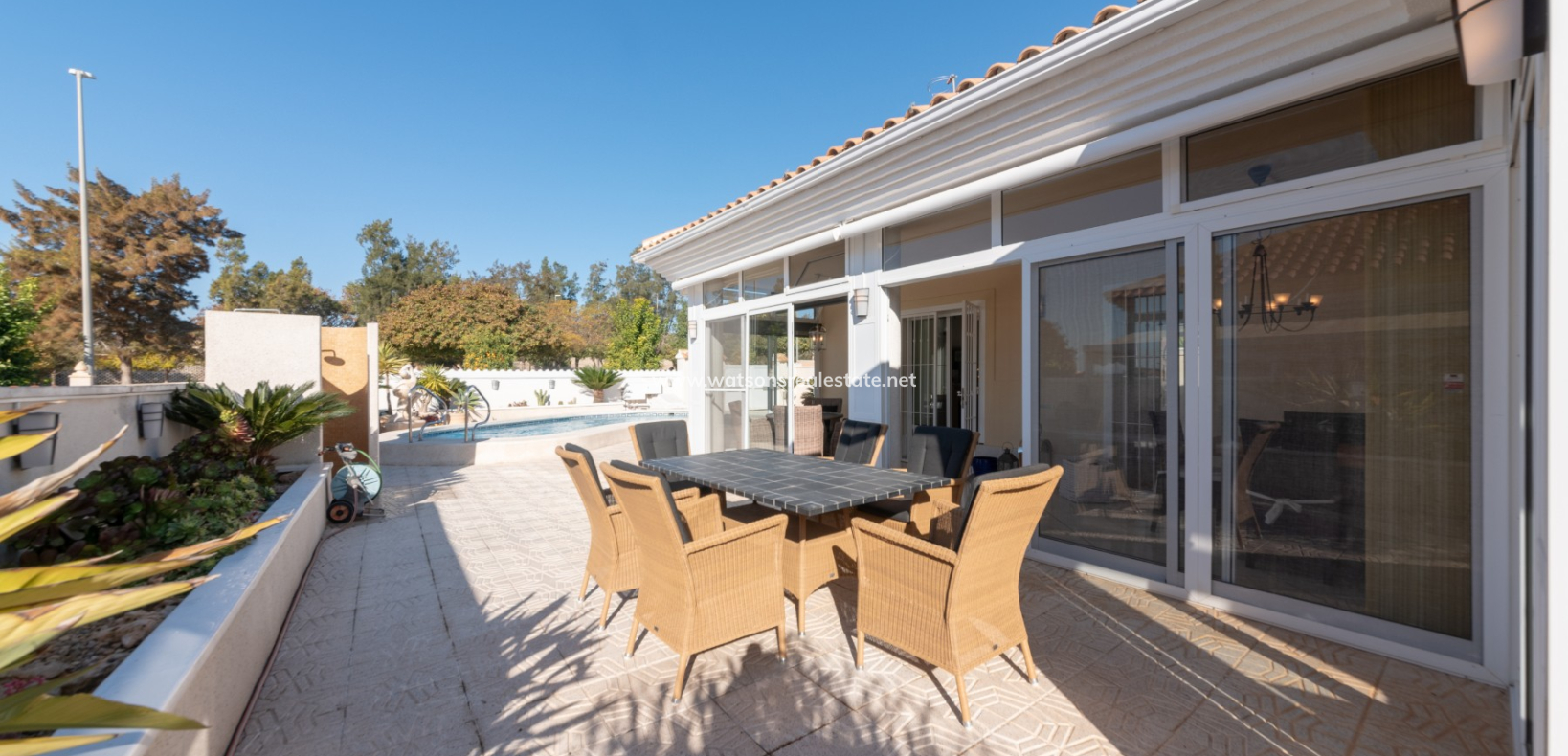 Revente - Maison Individuelle - Urb. La Marina