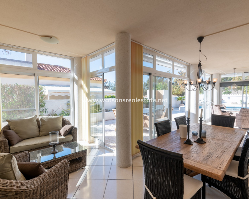 Revente - Maison Individuelle - Urb. La Marina