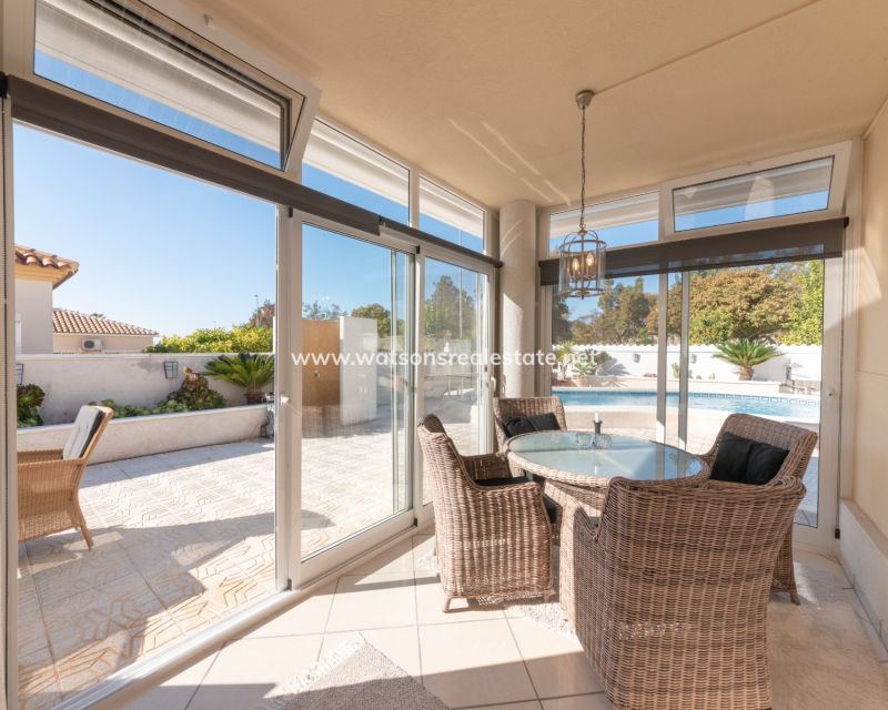 Revente - Maison Individuelle - Urb. La Marina
