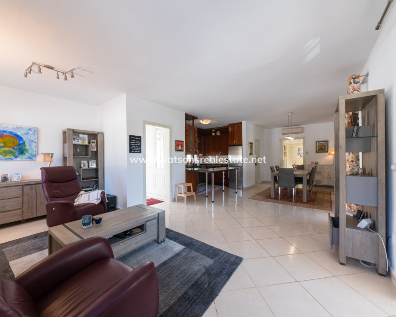 Revente - Maison Individuelle - Urb. La Marina