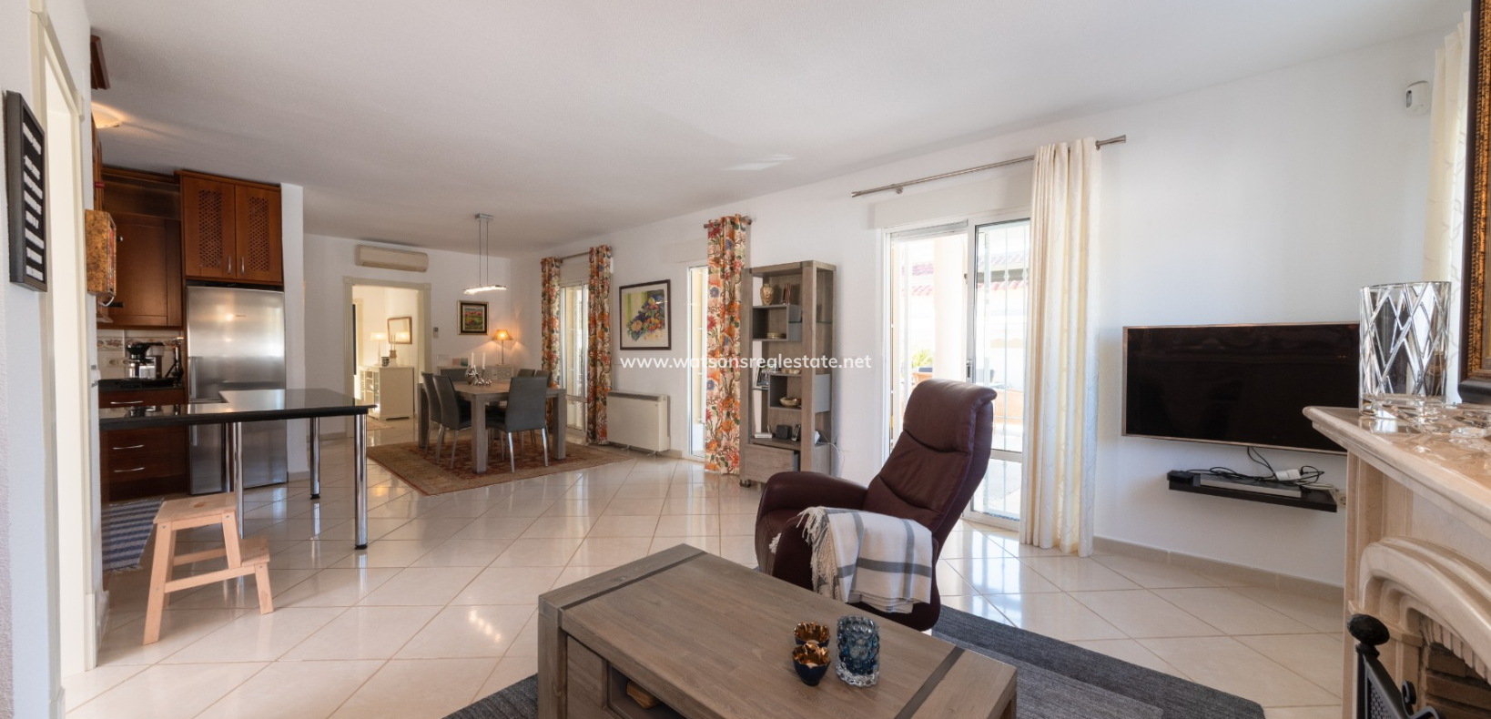 Revente - Maison Individuelle - Urb. La Marina