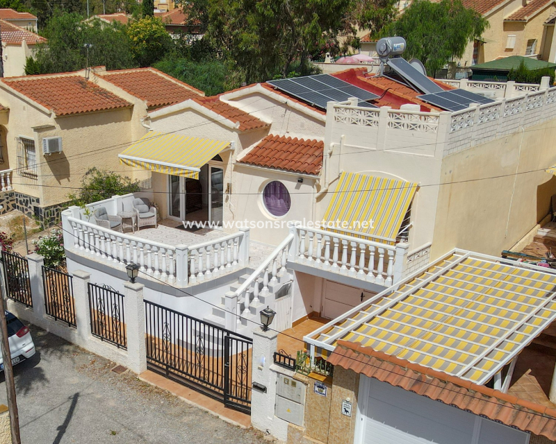 Revente - Maison Individuelle - Urb. La Marina