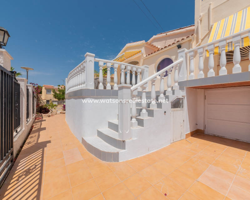 Revente - Maison Individuelle - Urb. La Marina