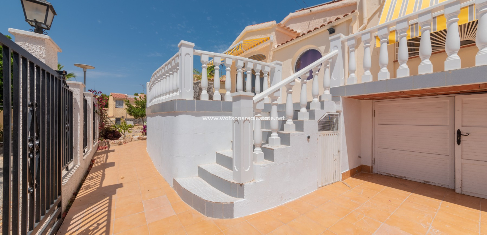 Revente - Maison Individuelle - Urb. La Marina