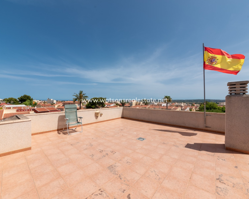 Revente - Maison Individuelle - Urb. La Marina