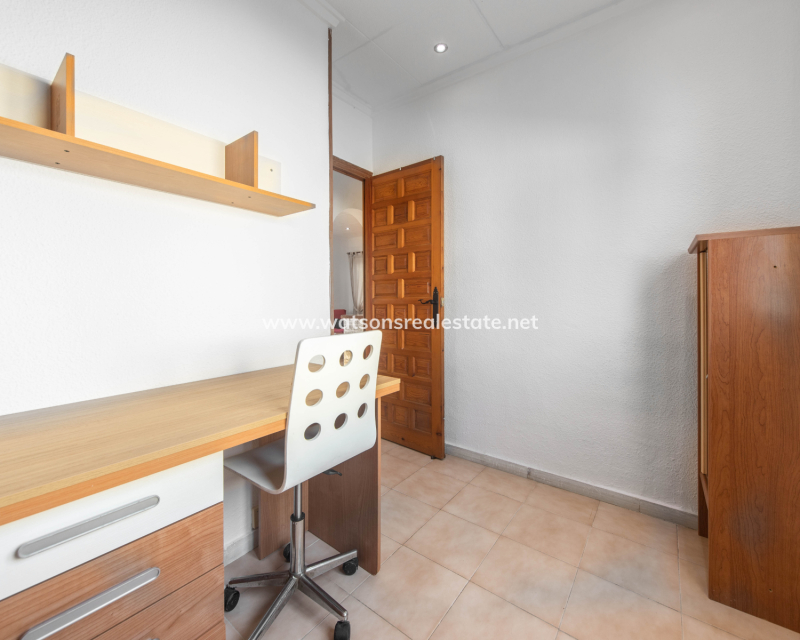 Revente - Maison Individuelle - Urb. La Marina