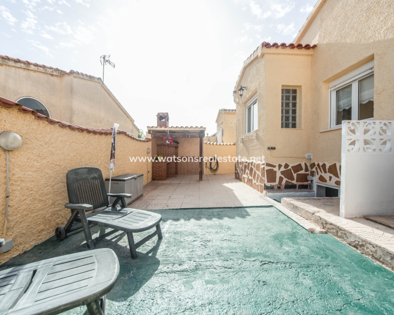 Revente - Maison Individuelle - Urb. La Marina