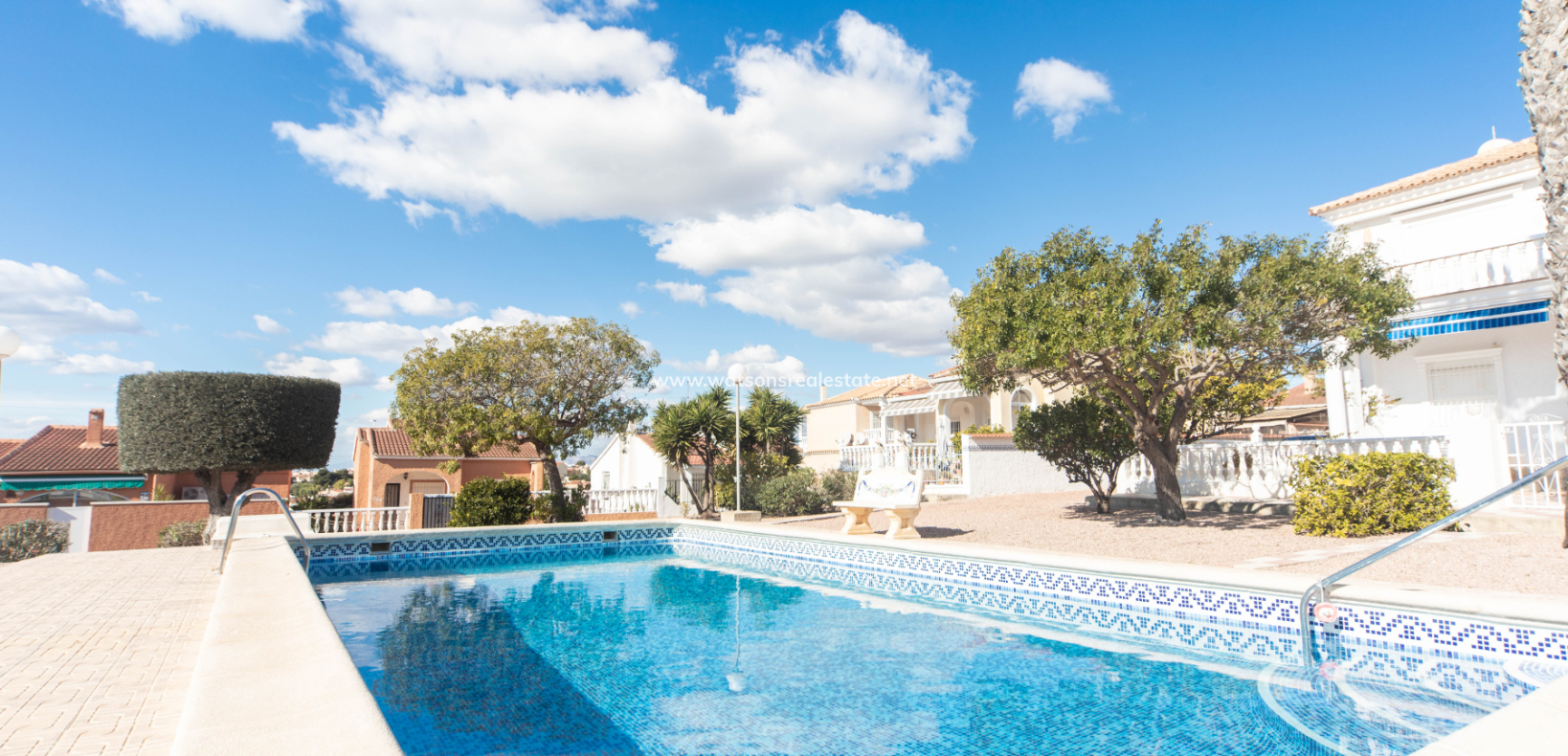 Revente - Maison Individuelle - Urb. La Marina