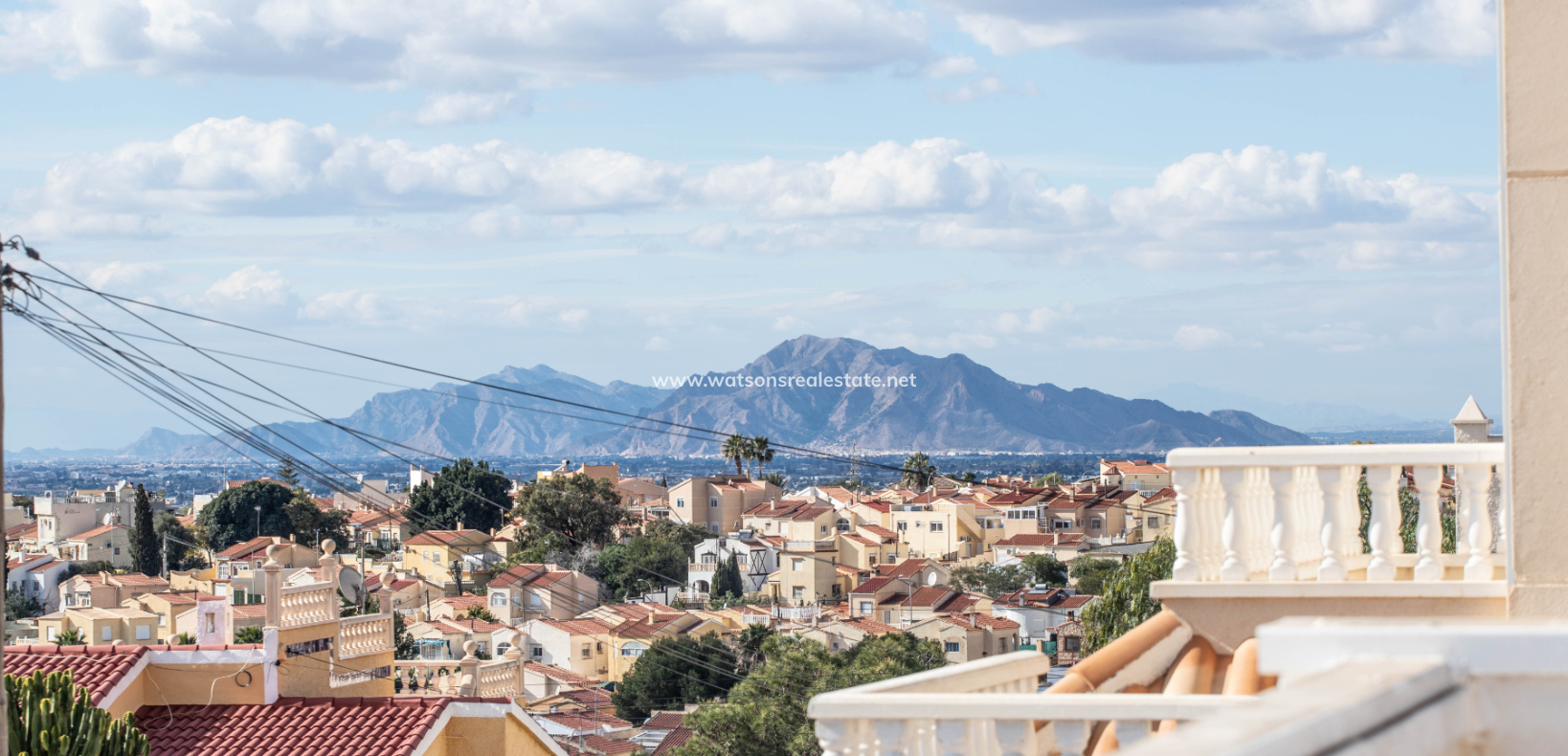 Revente - Maison Individuelle - Urb. La Marina
