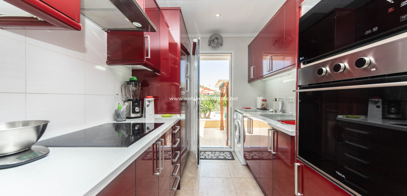 Revente - Maison Individuelle - Urb. La Marina