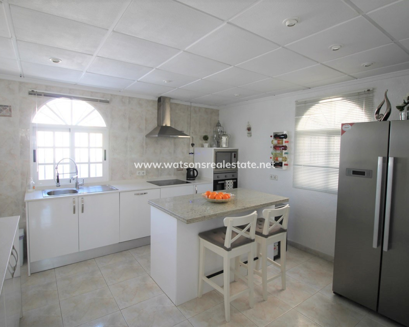 Revente - Maison Individuelle - Urb. La Marina