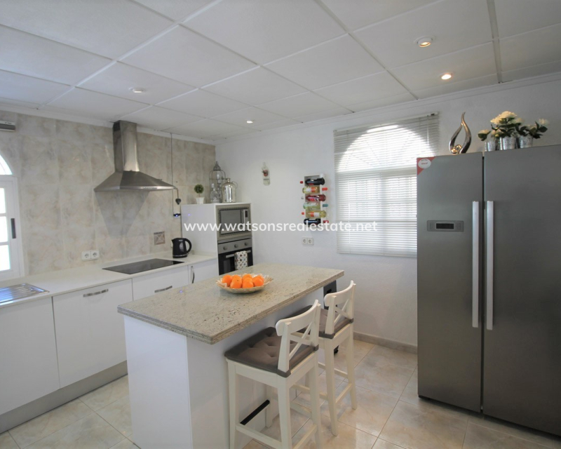 Revente - Maison Individuelle - Urb. La Marina
