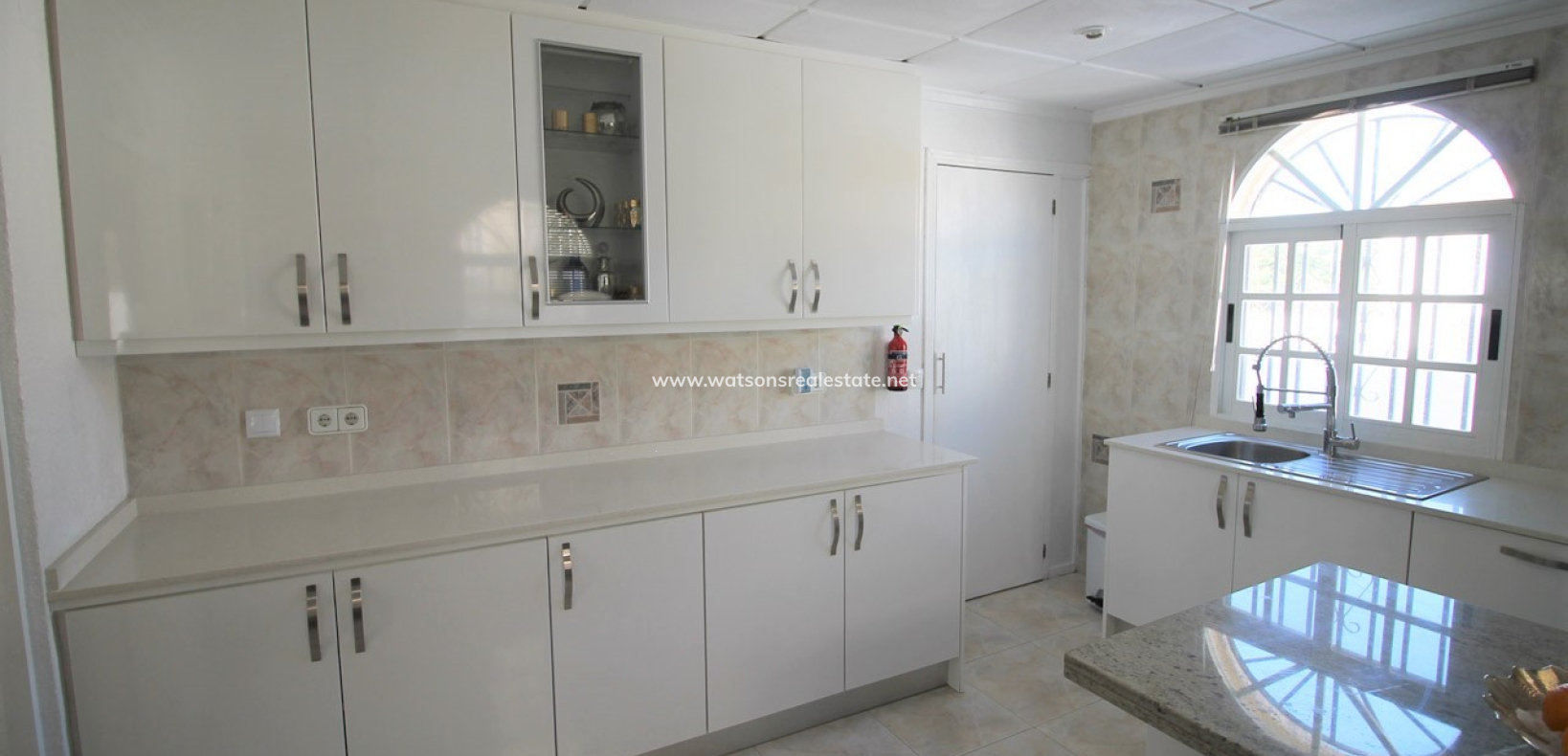 Revente - Maison Individuelle - Urb. La Marina