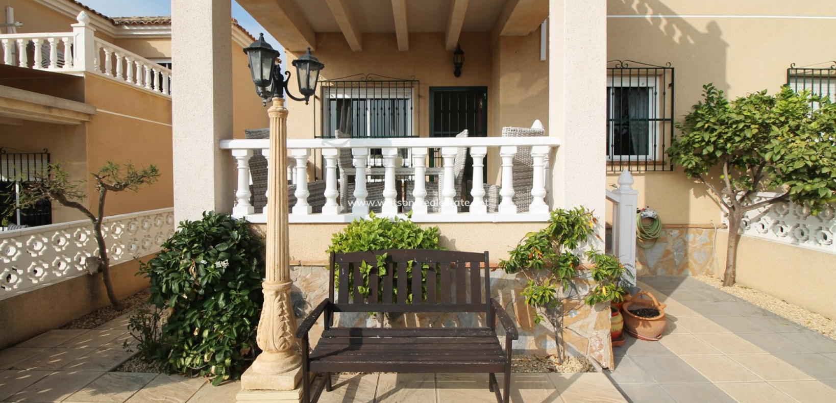 Revente - Maison Individuelle - Urb. La Marina