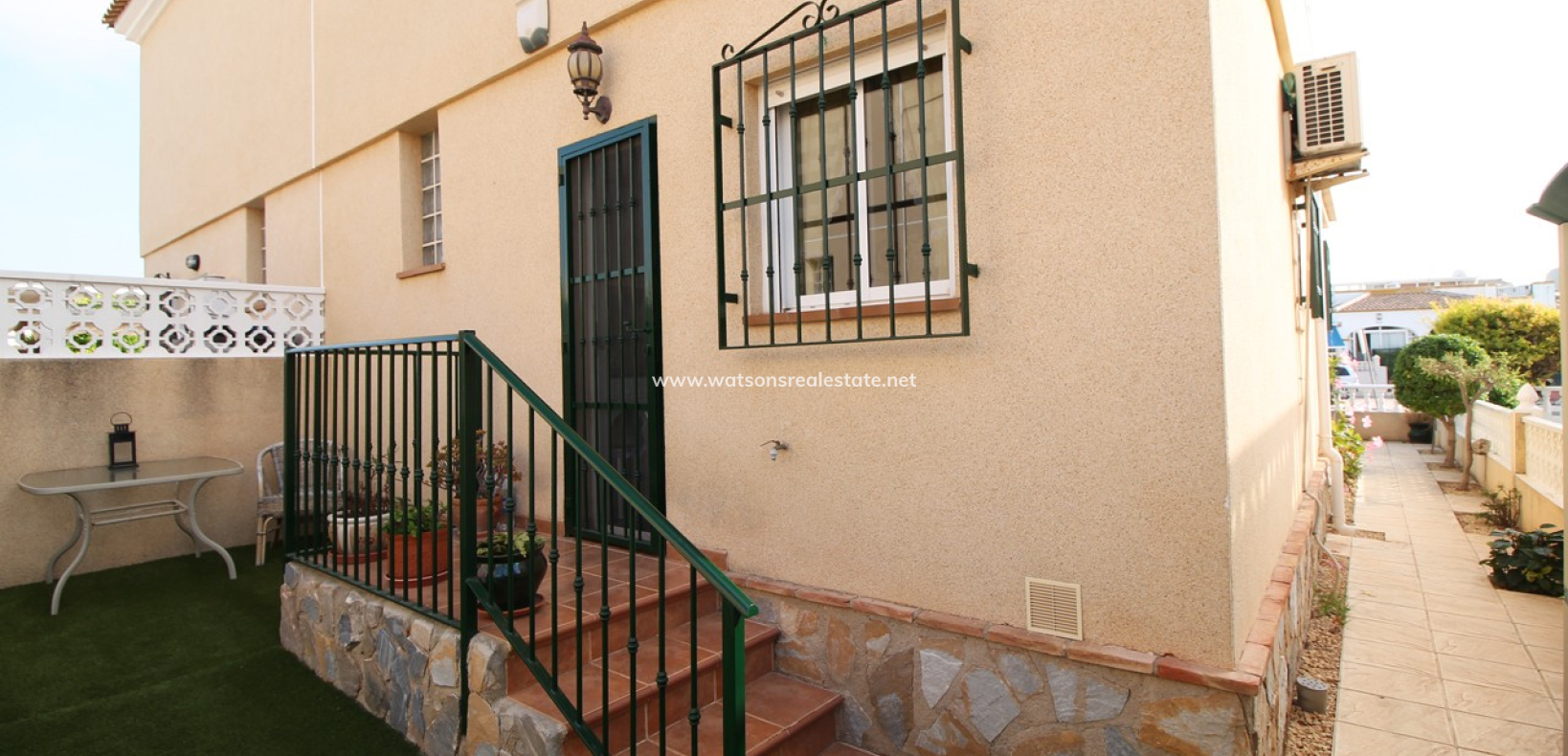 Revente - Maison Individuelle - Urb. La Marina