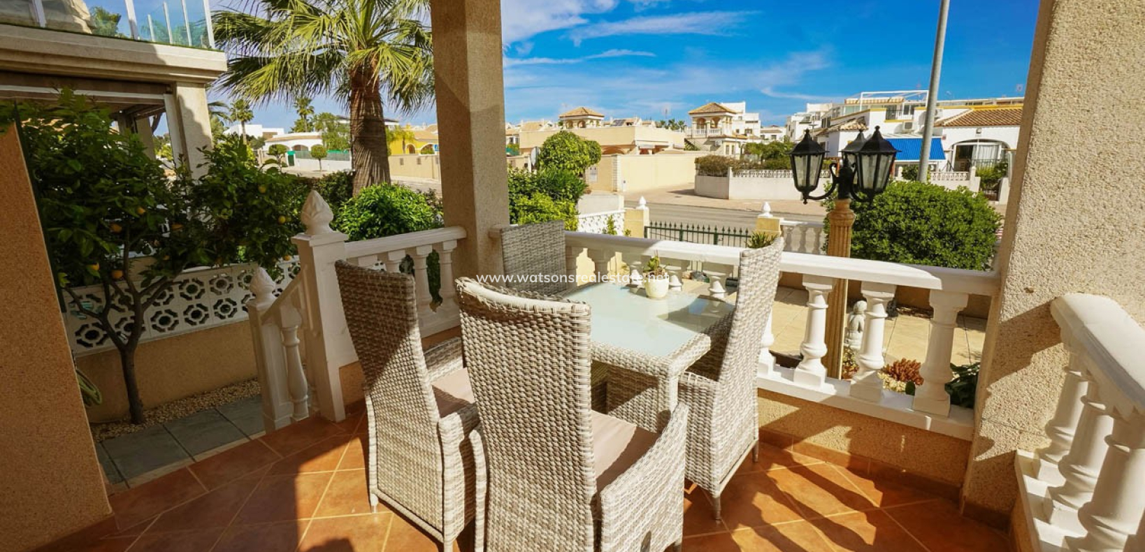 Revente - Maison Individuelle - Urb. La Marina