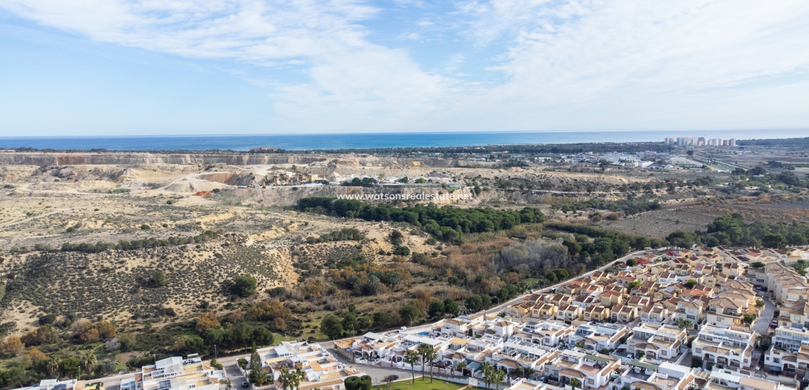 Revente - Maison Individuelle - Urb. La Marina