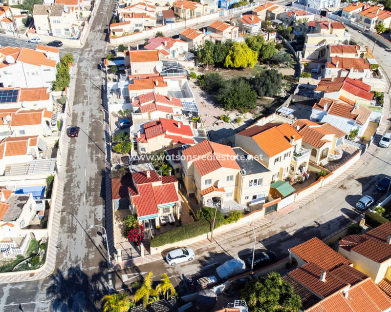 Revente - Maison Individuelle - Urb. La Marina