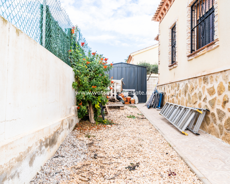 Revente - Maison Individuelle - Urb. La Marina