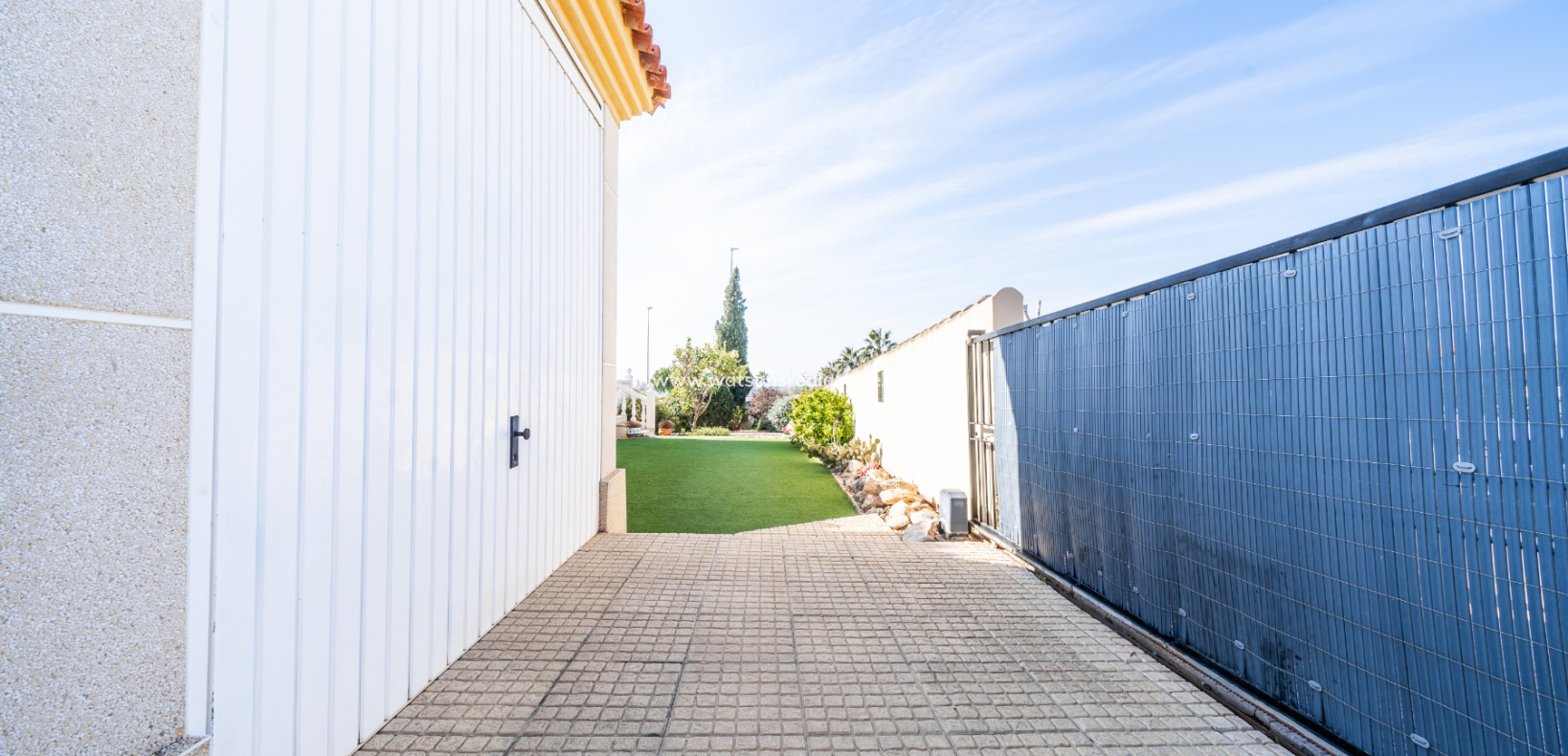 Revente - Maison Individuelle - Urb. La Marina