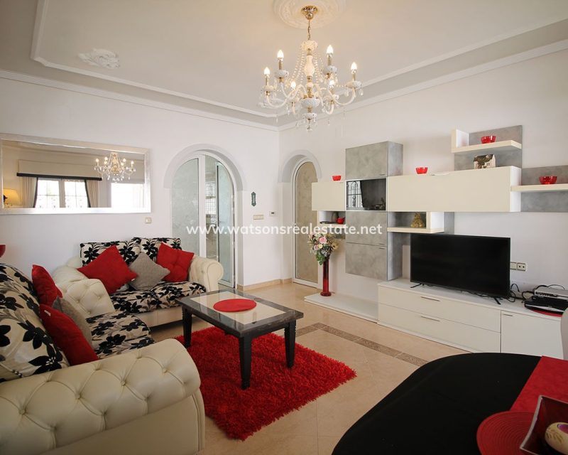 Revente - Maison Individuelle - Urb. La Marina
